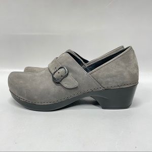 Dansko Tamara Leather Suede Clogs Women’s 8.5